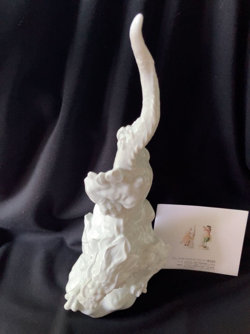 龍　Meissen マイセン　ドラゴン　白磁　置物　フィギュリン　ビスク