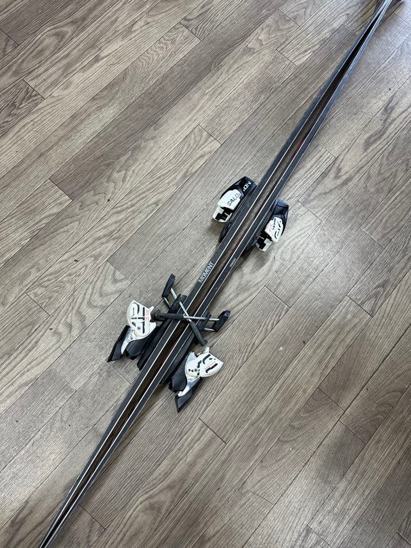 Moment モーグルスキー１７０センチ　サロモンビンディングZ12TI付き