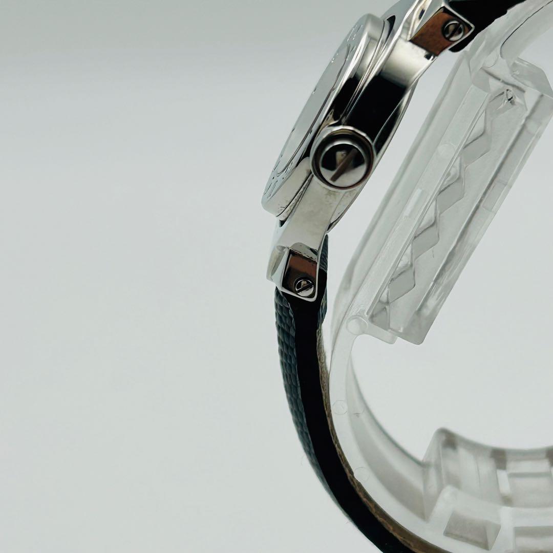 美品 グッチ ターンフェイス 6600L 黒文字盤 新品電池 純正ベルト