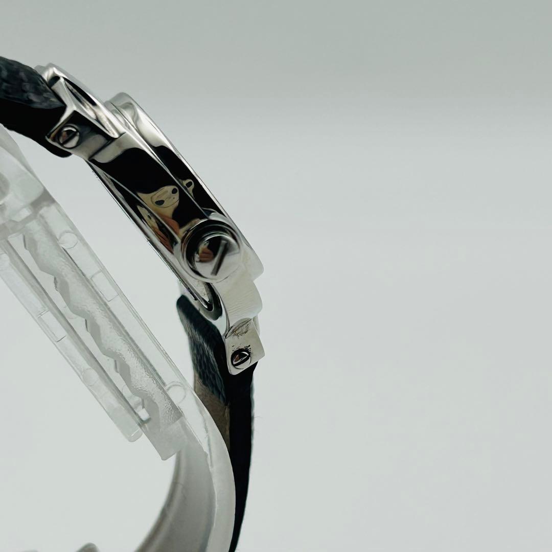 美品 グッチ ターンフェイス 6600L 黒文字盤 新品電池 純正ベルト