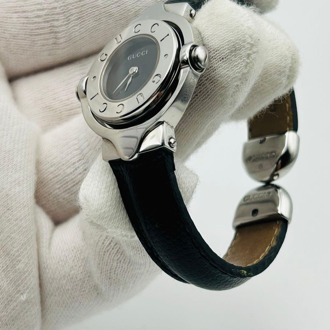 美品 グッチ ターンフェイス 6600L 黒文字盤 新品電池 純正ベルト