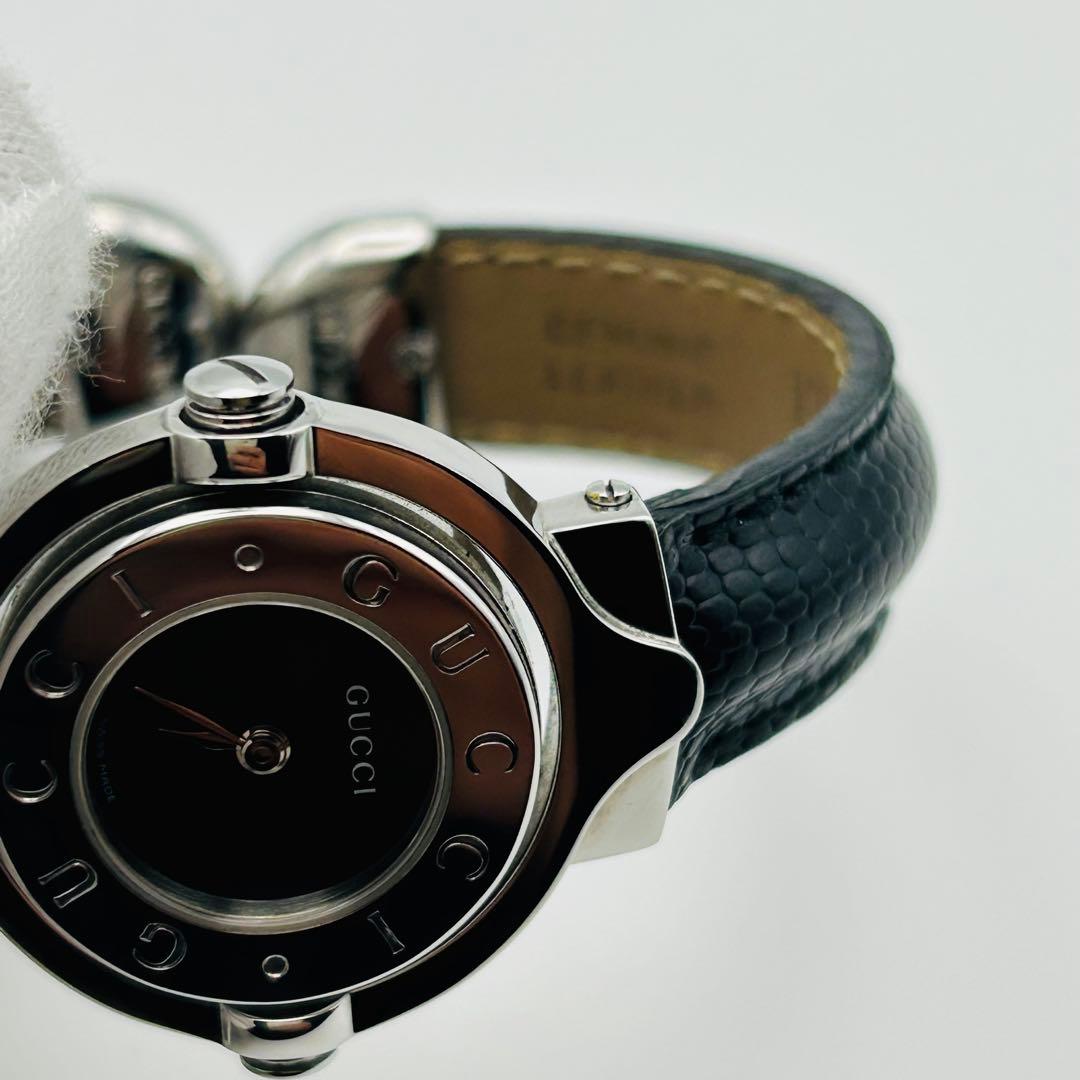 美品 グッチ ターンフェイス 6600L 黒文字盤 新品電池 純正ベルト