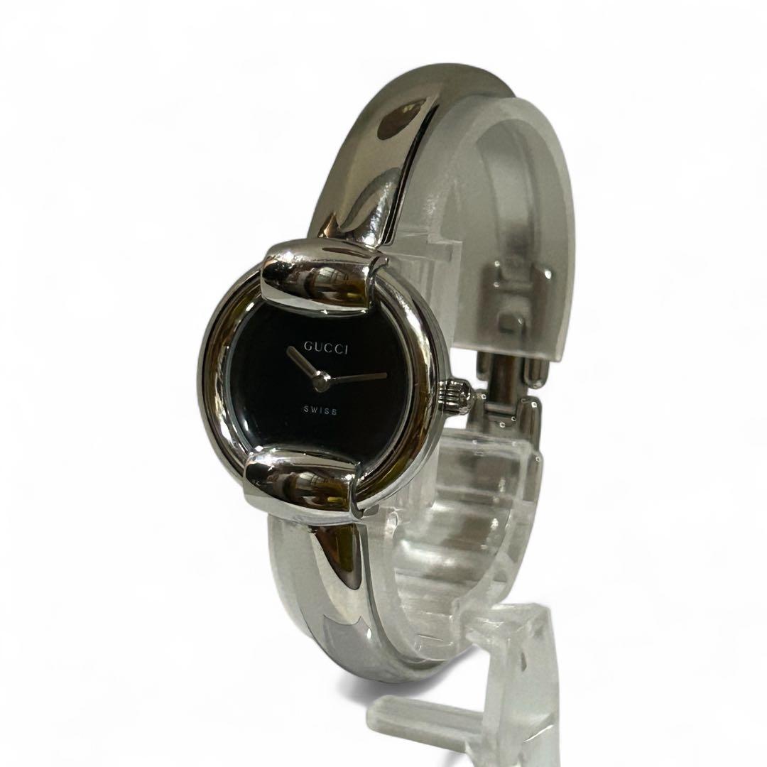 【極美品】GUCCIグッチ 稼働 レディース腕時計 バングル 箱付き1400L