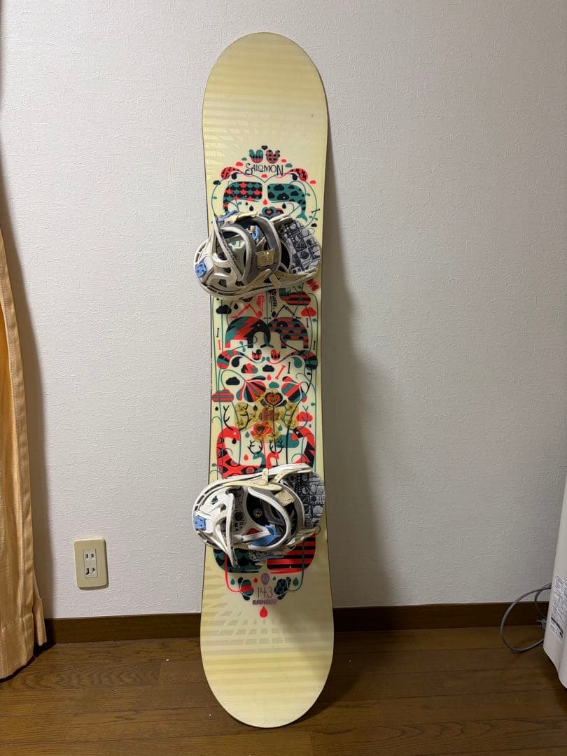 Salomon スノーボード カラフルデザイン