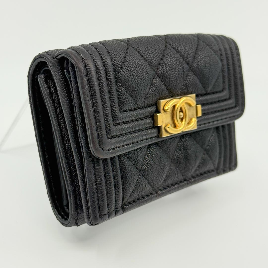 CHANEL ボーイシャネル　三つ折り財布 キャビアスキン