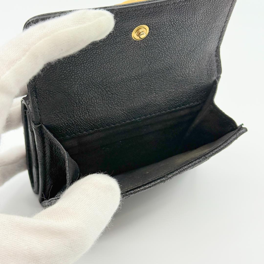 CHANEL ボーイシャネル　三つ折り財布 キャビアスキン
