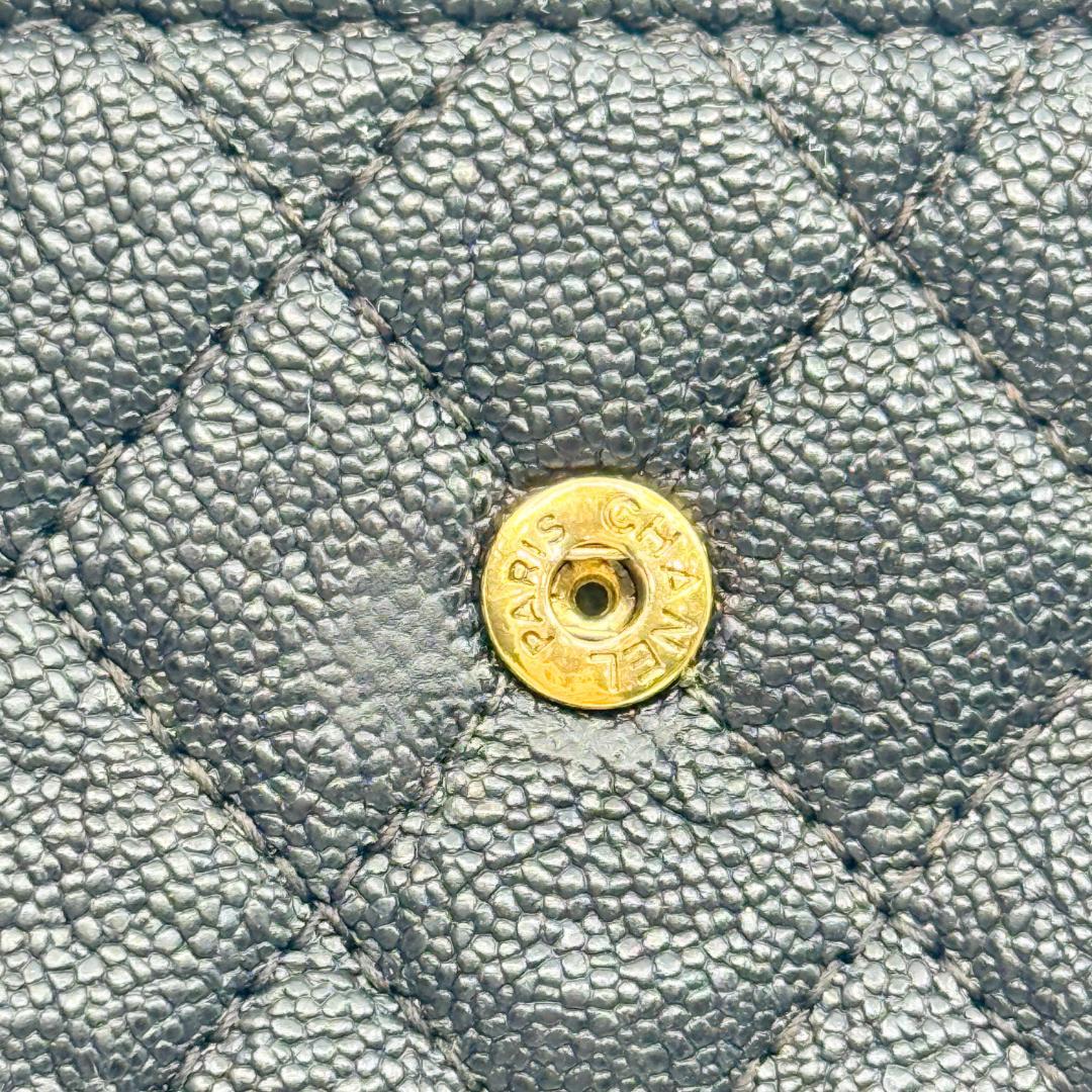 CHANEL ボーイシャネル　三つ折り財布 キャビアスキン