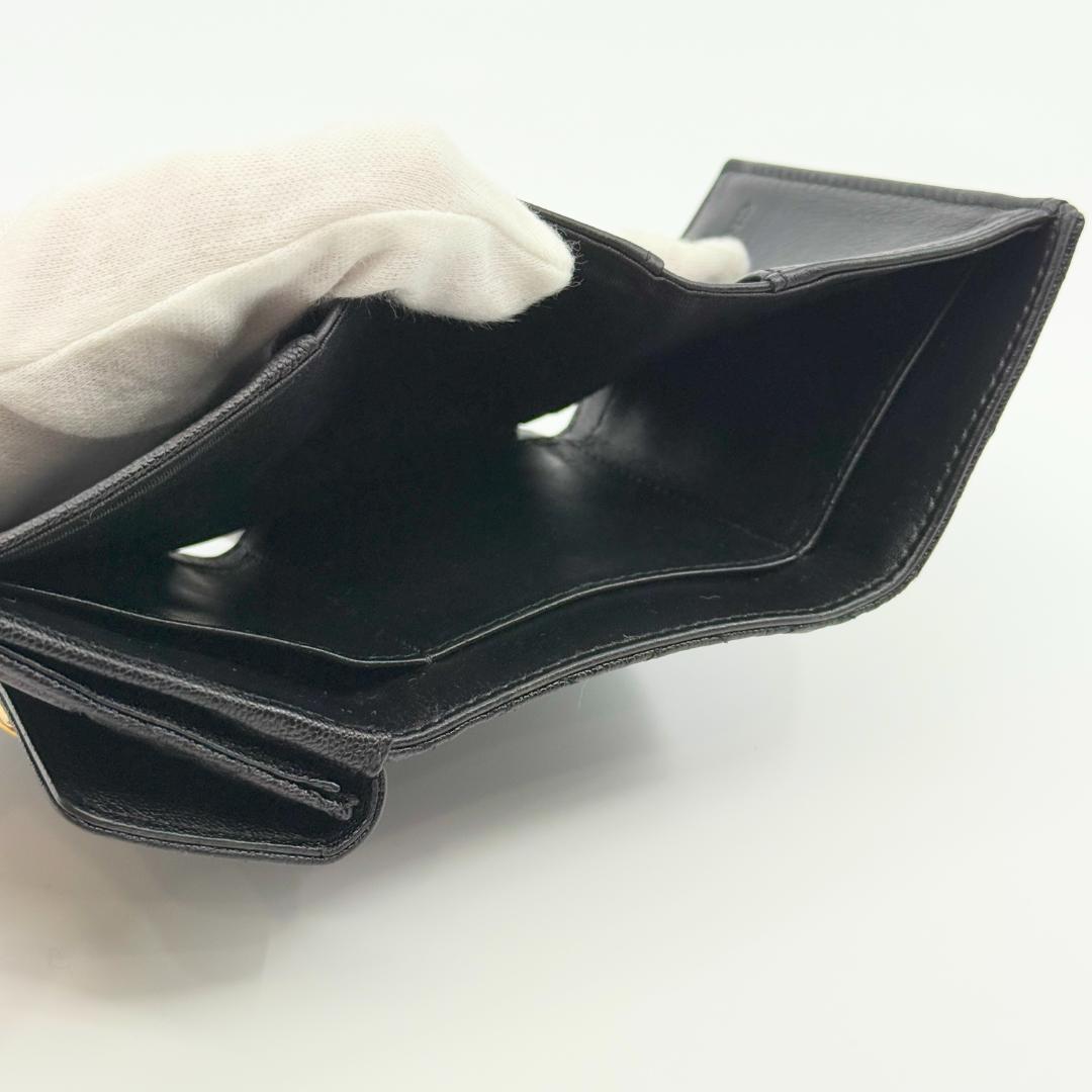 CHANEL ボーイシャネル　三つ折り財布 キャビアスキン