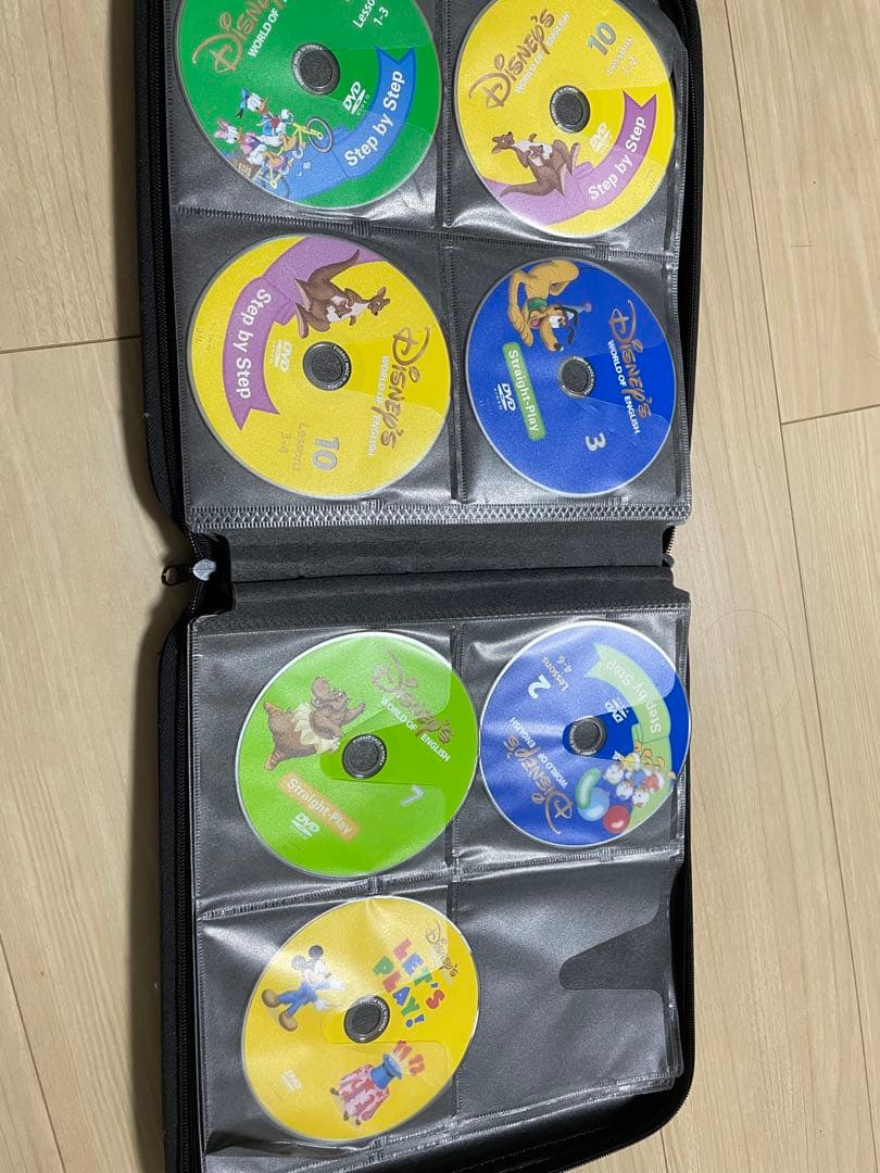 ワールドファミリーDVD68枚　ケースなし