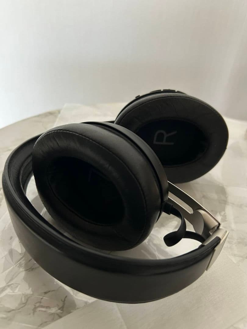 ゼンハイザー MOMENTUM ワイヤレスヘッドホン M3 美品