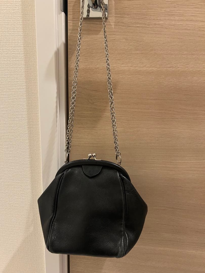 【Y's】チェーンショルダーがま口ポーチ