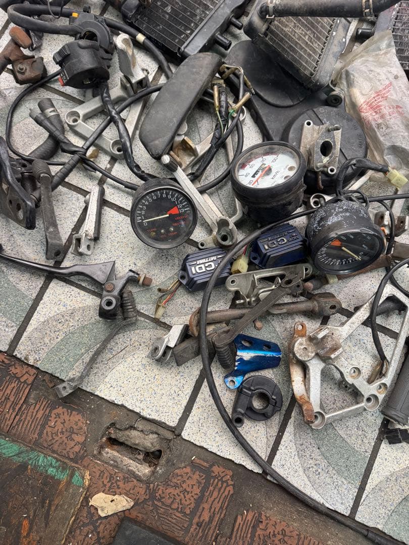 NSR50 系統の部品　画像の物　全部