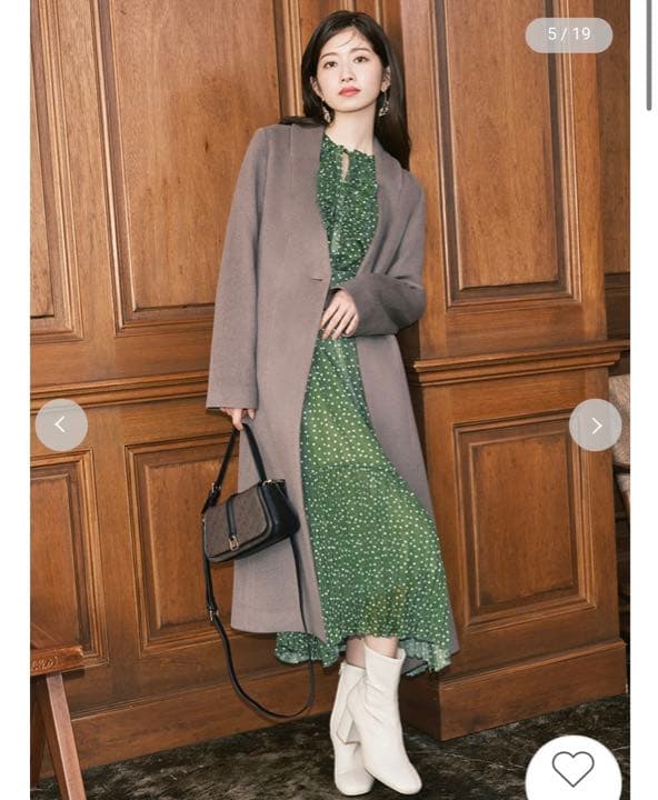 骨格ウェーブ優勝　Lily brown チェスターコート