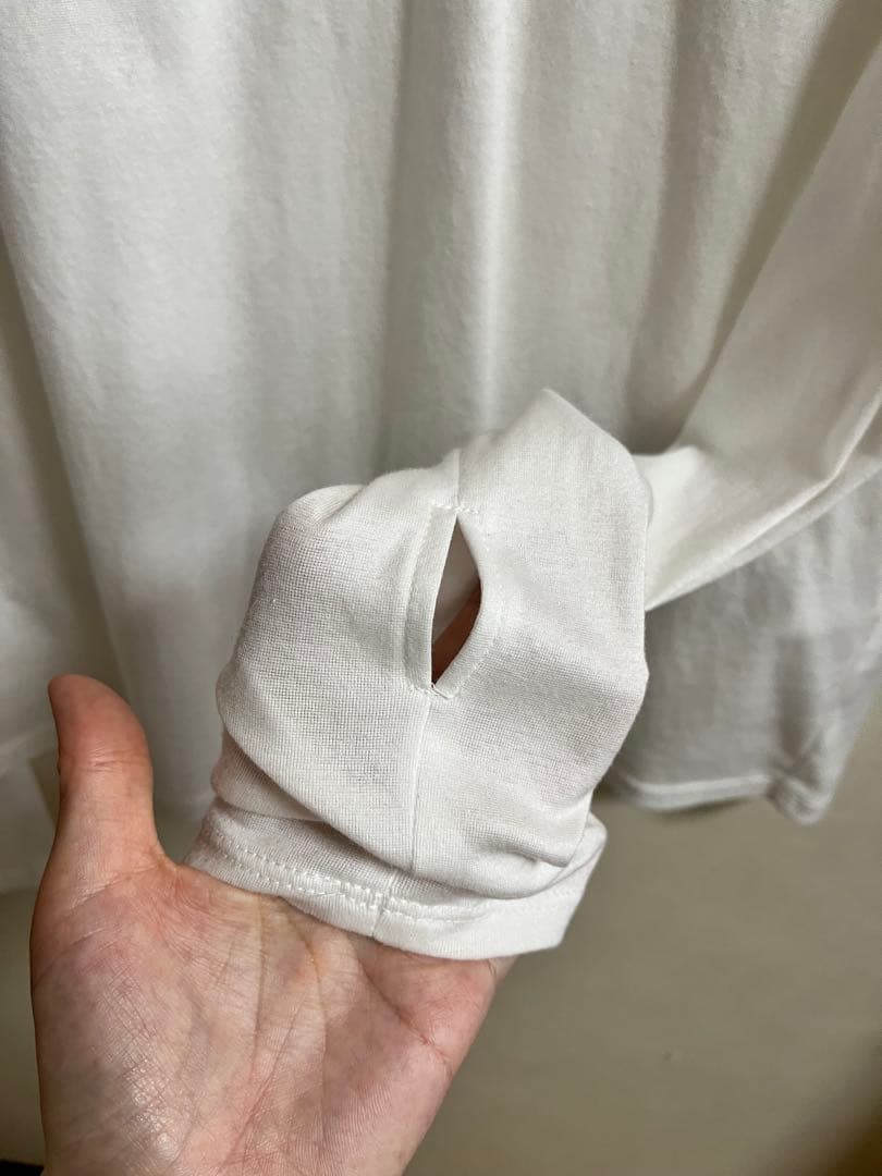 超美品❗️ホワイト ハイネック 長袖カットソー