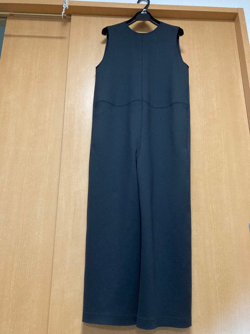 ストレッチ素材 ノースリーブ ワイドレッグオールインワン