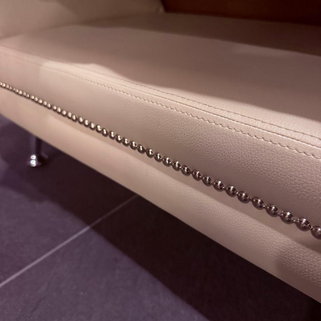 ホワイトレザー ガラステーブル