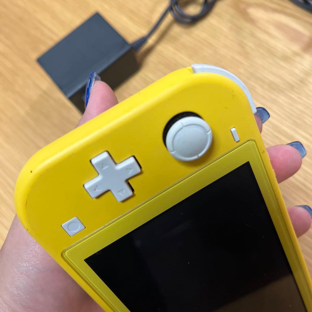 ジャンク品 Nintendo Switch Lite イエロー