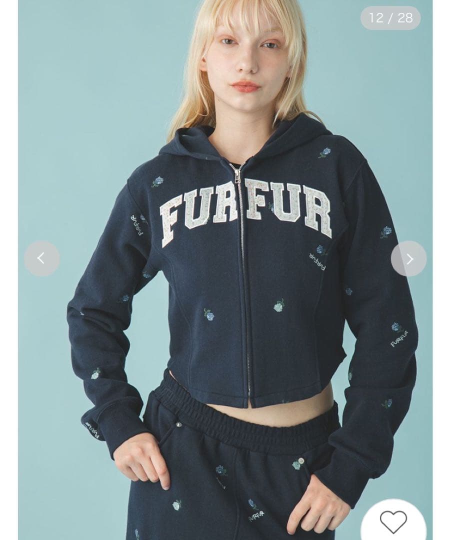 25AW【新品未使用】FUR FUR フラワー刺繍ジップアップフーディー
