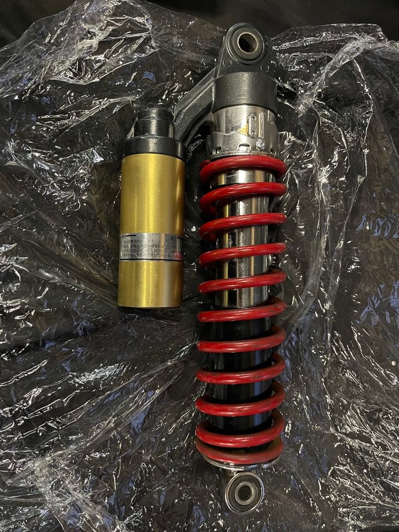 SHOWA サスペンションショック 2個セット　ゼファー400