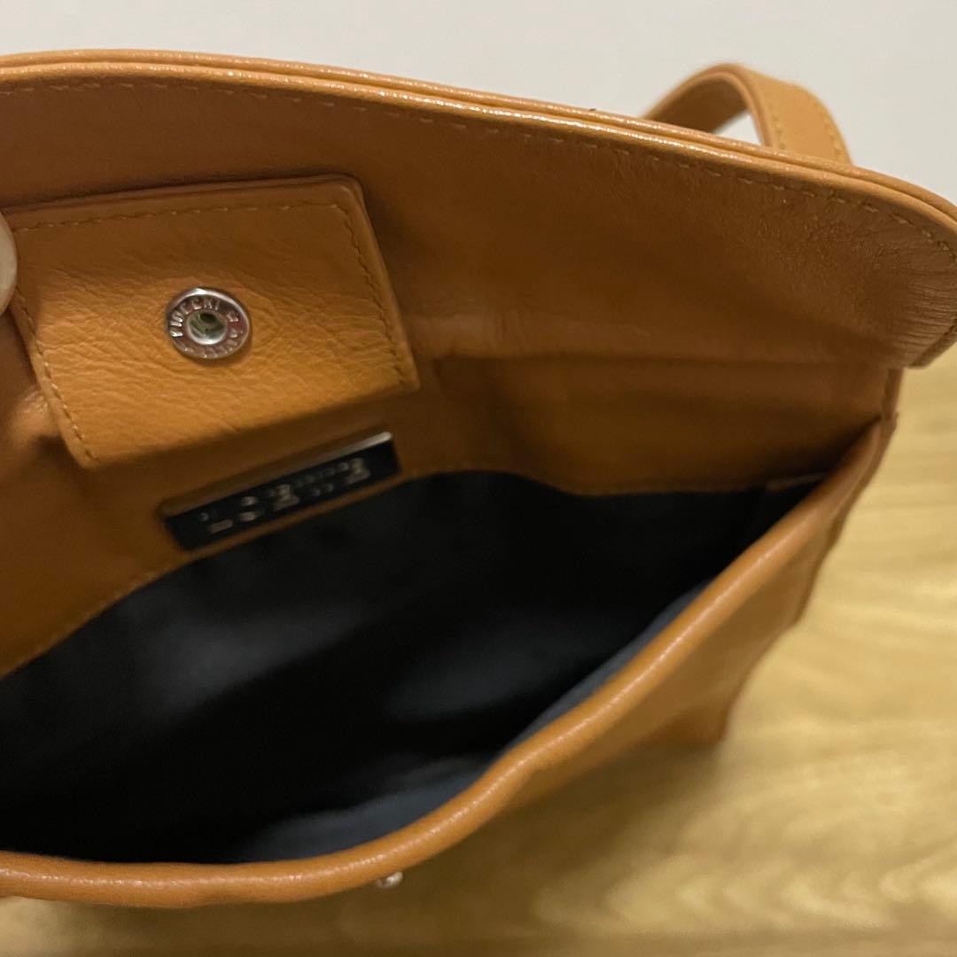 《美品》LOEWE（ロエベ）レザー ショルダーバッグ ライトブラウン