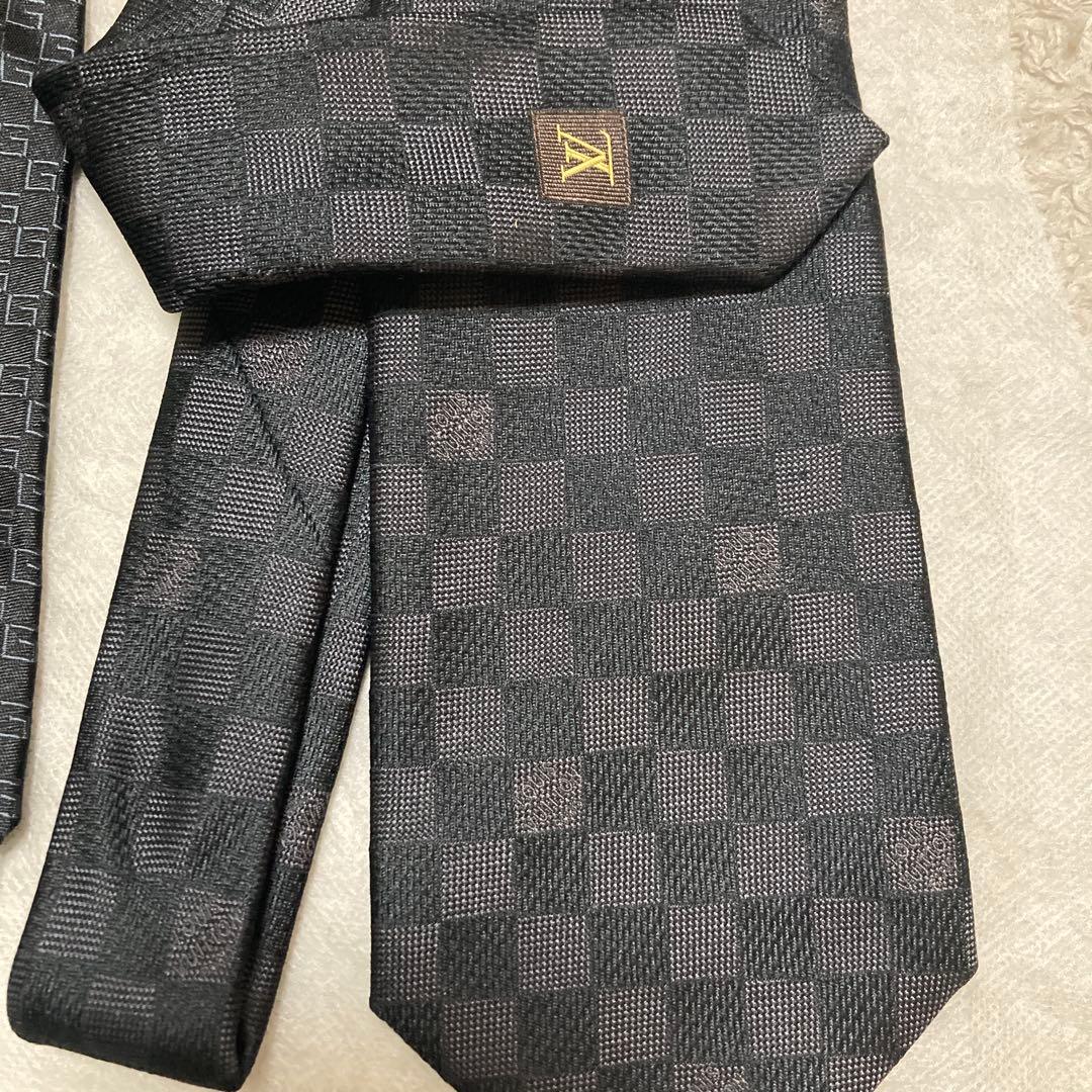 美品！　GUCCI ルイ・ヴィトン　ネクタイ３本セット