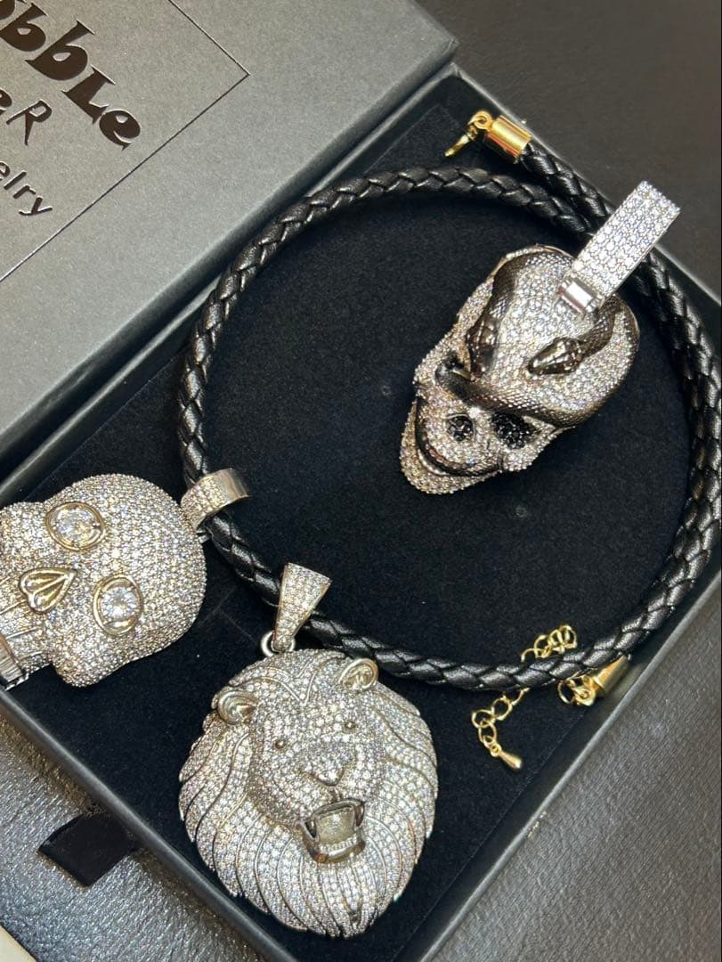 ￼スカル2種＆ライオンキュービック➕レザーネックレスセット　おまけ