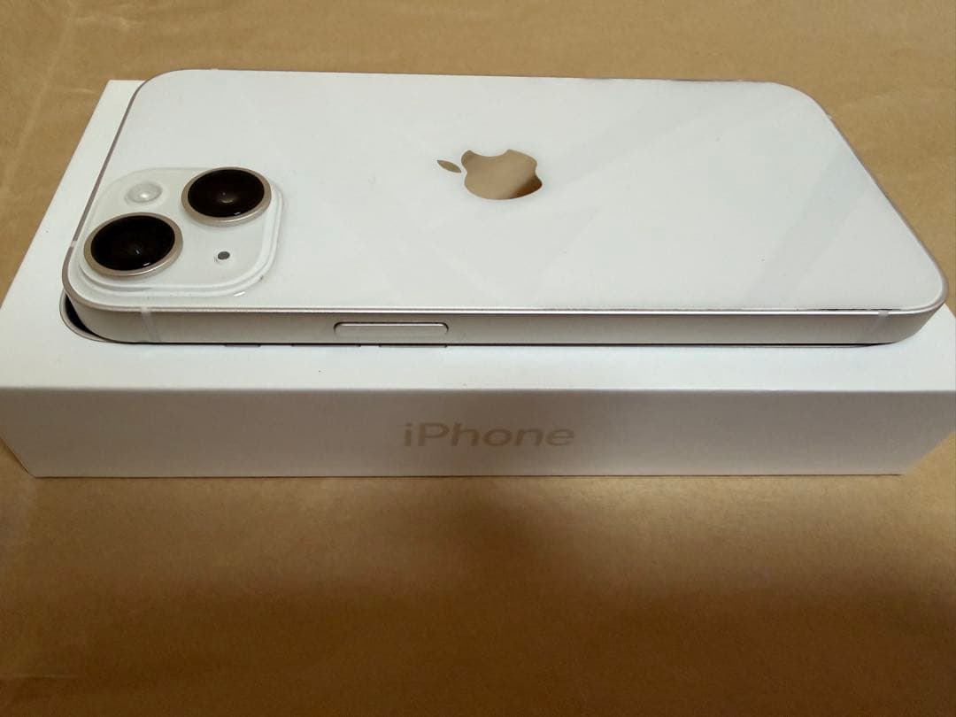 Apple iPhone 14 128GB スターライト