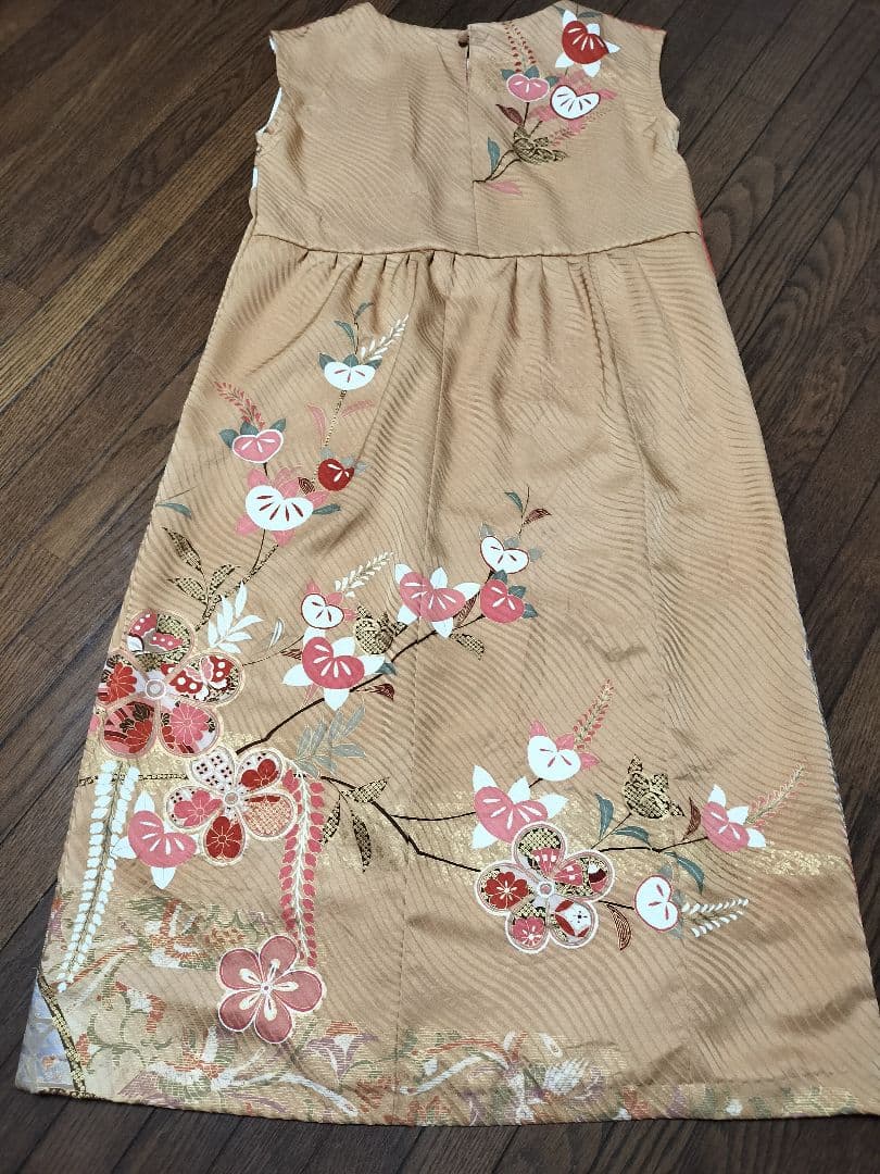 着物リメイク　振袖　草花文　ロングワンピース