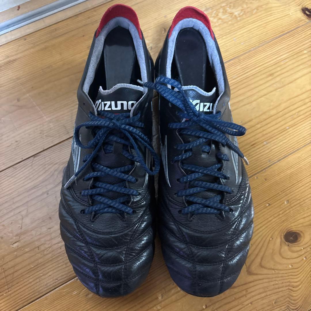 Mizuno サッカーシューズ 黒/赤