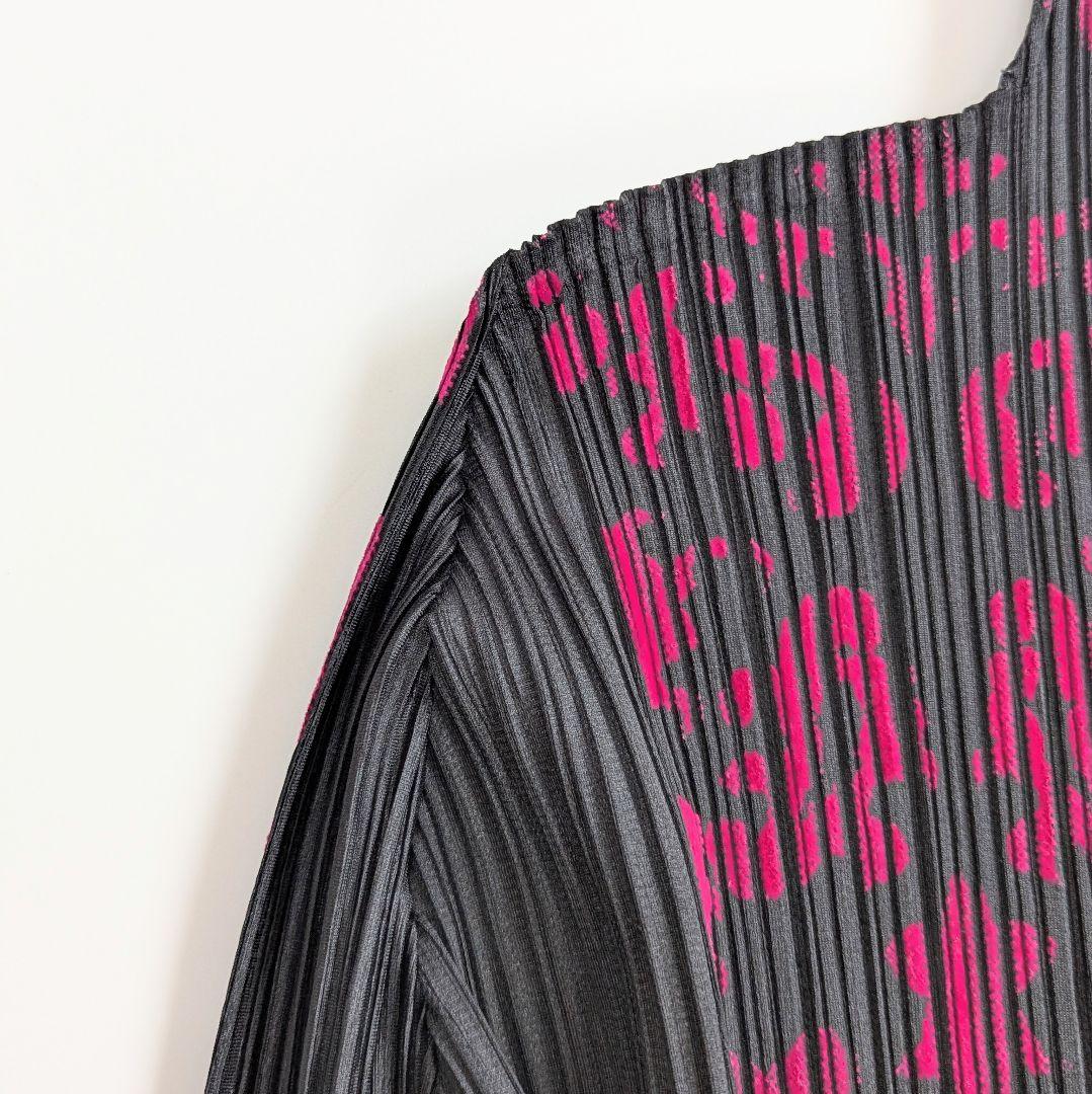 プリーツプリーズ イッセイミヤケ 長袖カットソー ダマスク柄 ハイネック