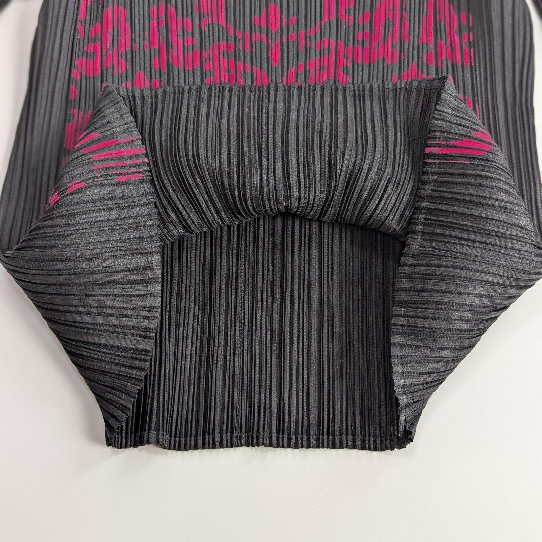 プリーツプリーズ イッセイミヤケ 長袖カットソー ダマスク柄 ハイネック