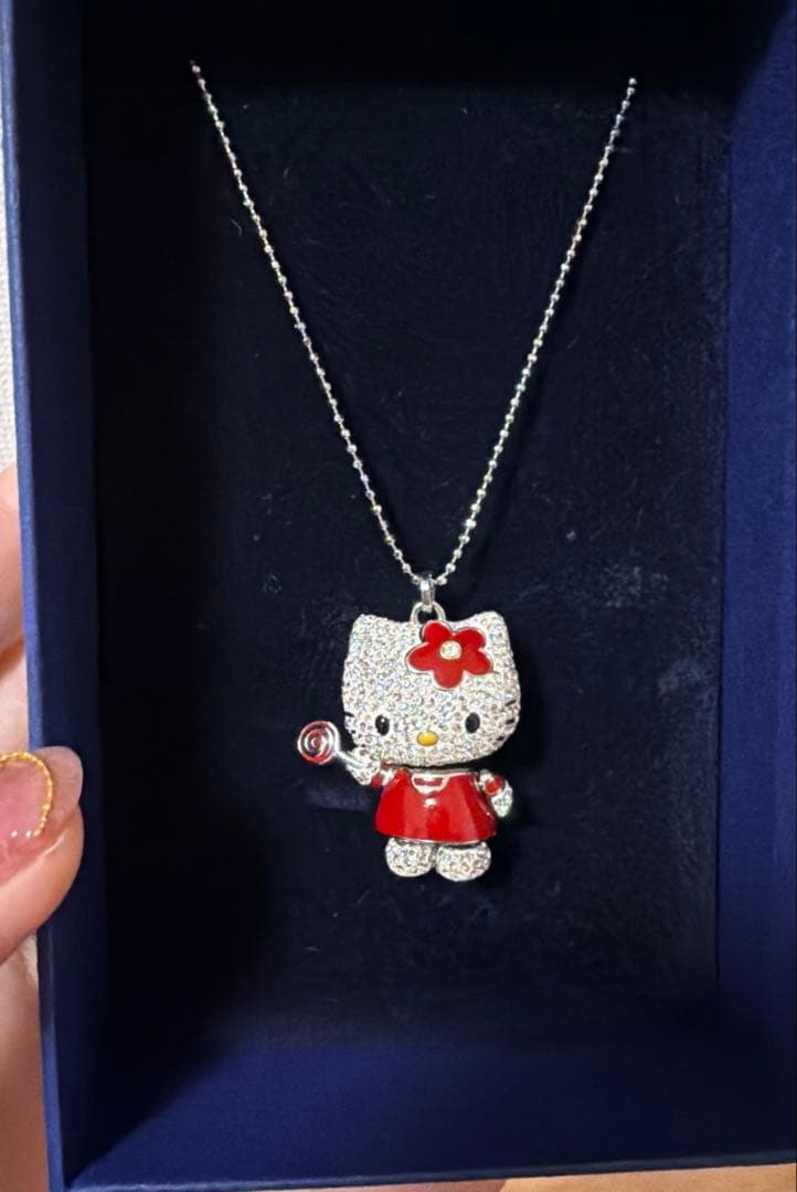 スワロフスキーSwarovski ハローキティ ペンダント