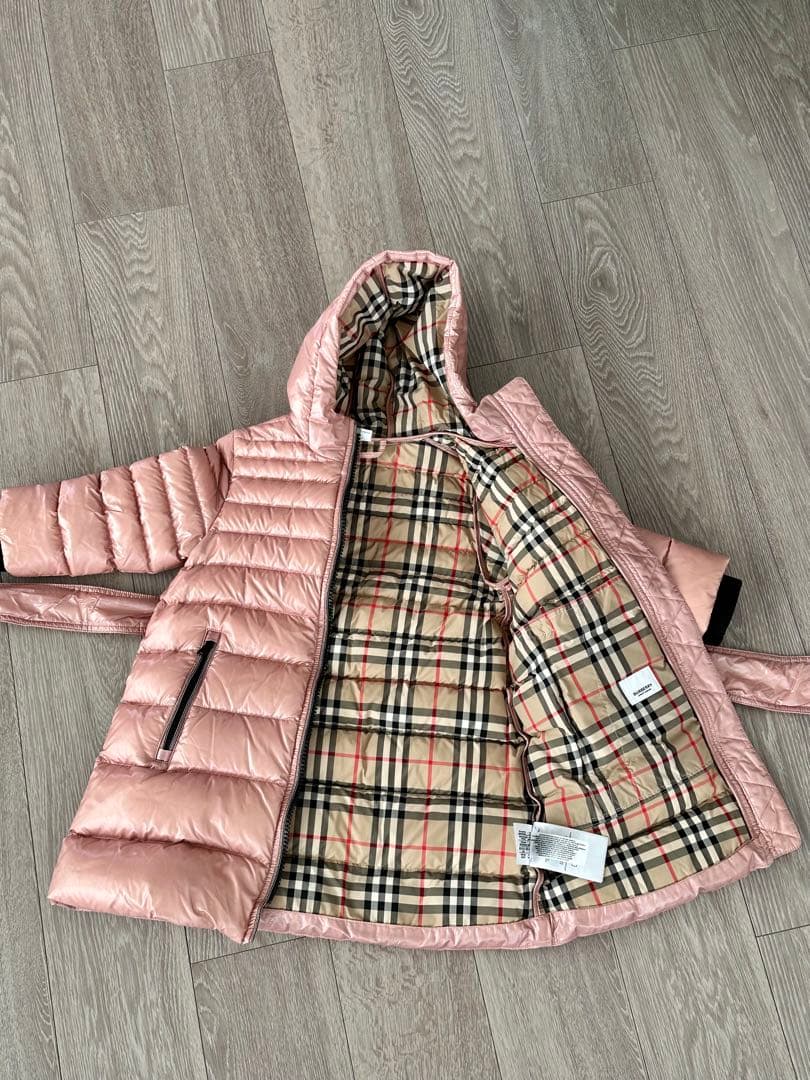 BURBERRY LONDON フード付き ダウンジャケット（ピンク） 3Y