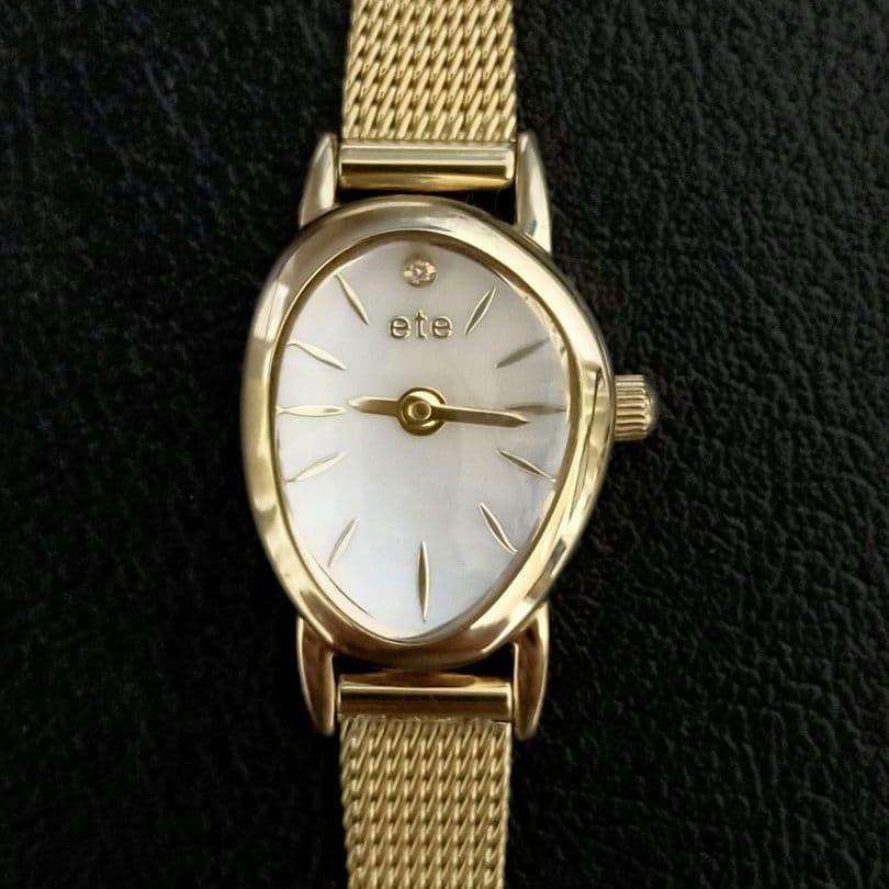 人気　ete ダイヤモンド レディース　 腕時計　美品