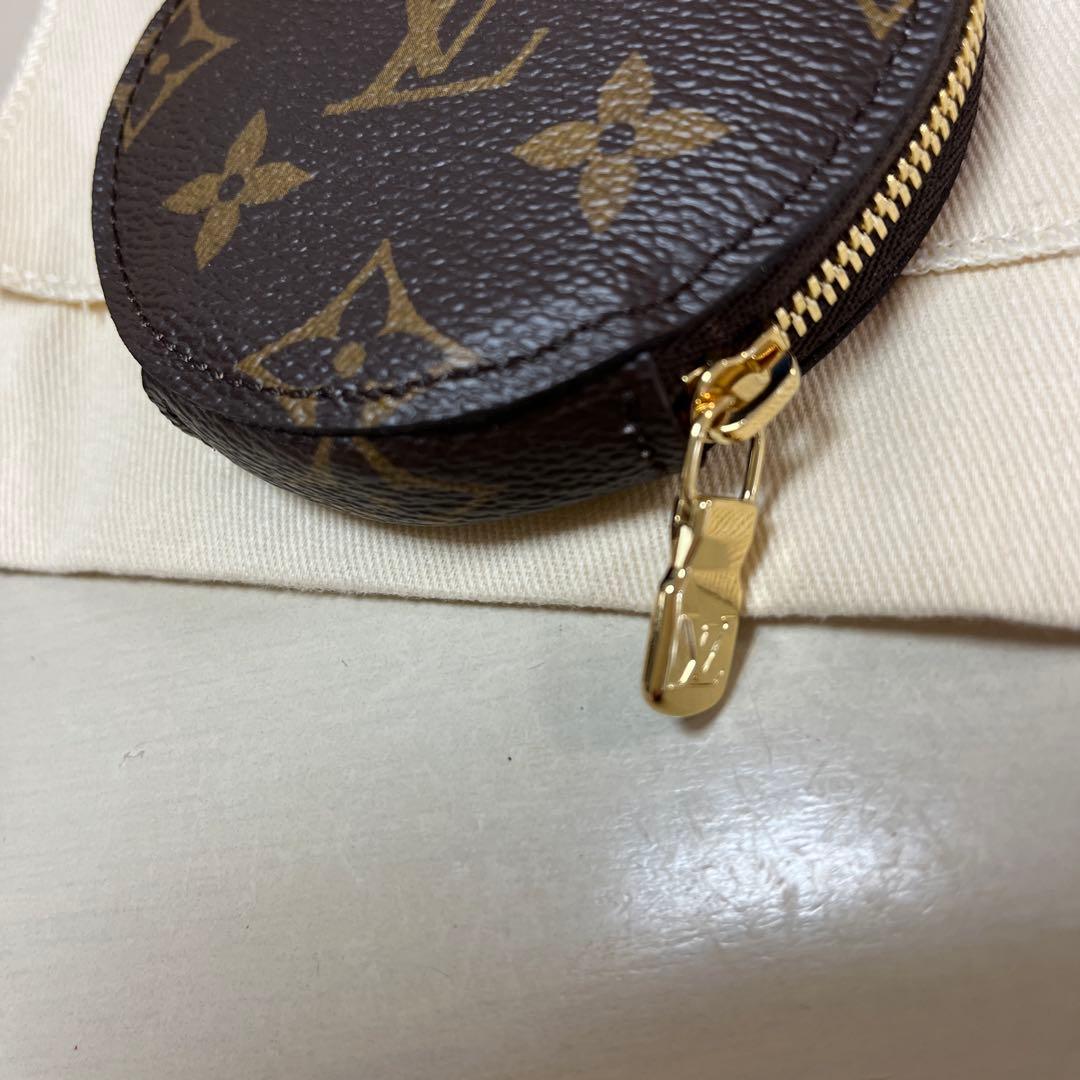 LOUIS VUITTON ルイヴィトン　ポルトモネ・ロン　ヴィヴィエンヌ新品