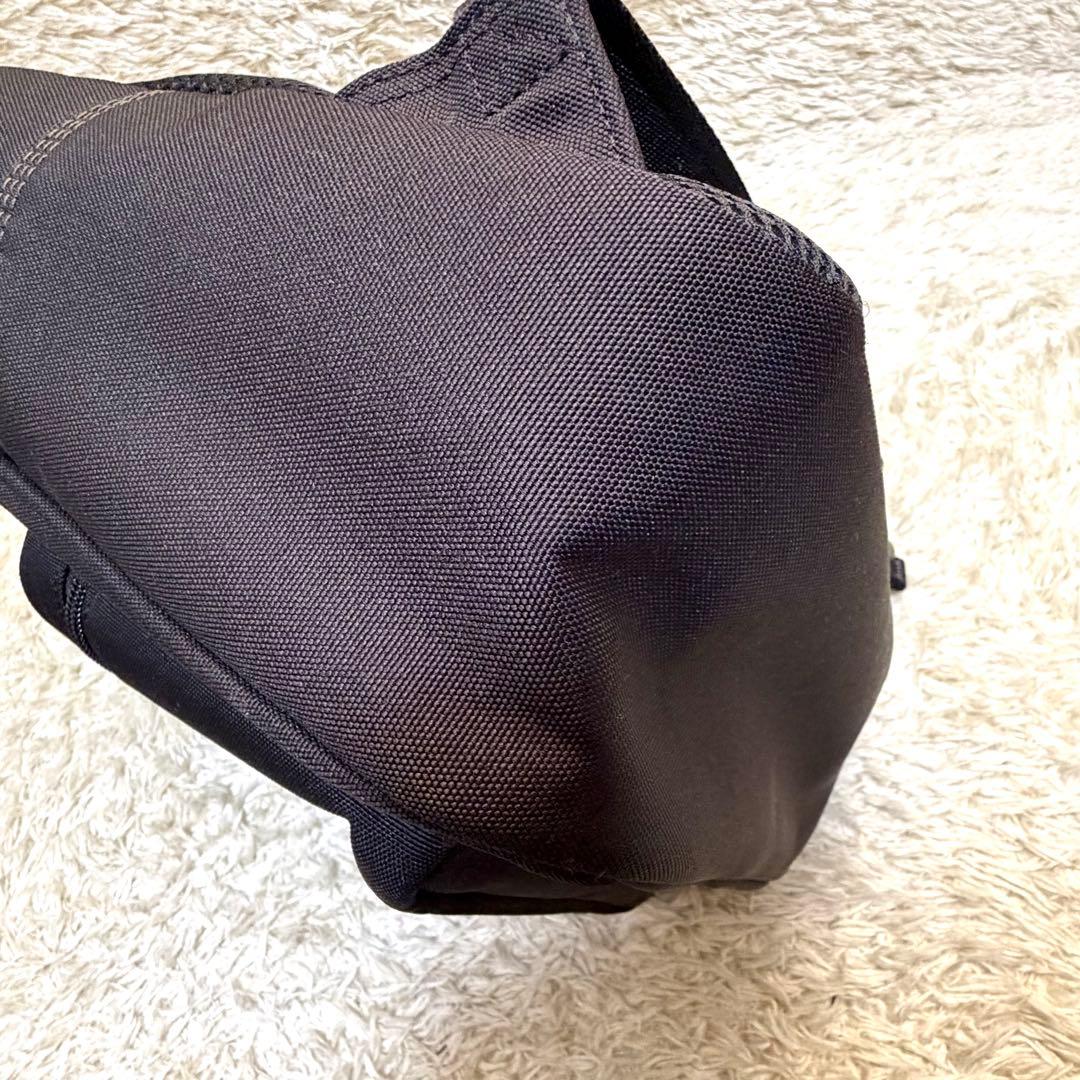 DIESEL リュック　ディーゼル　【美品】　Dロゴ　ブラック　バックパック