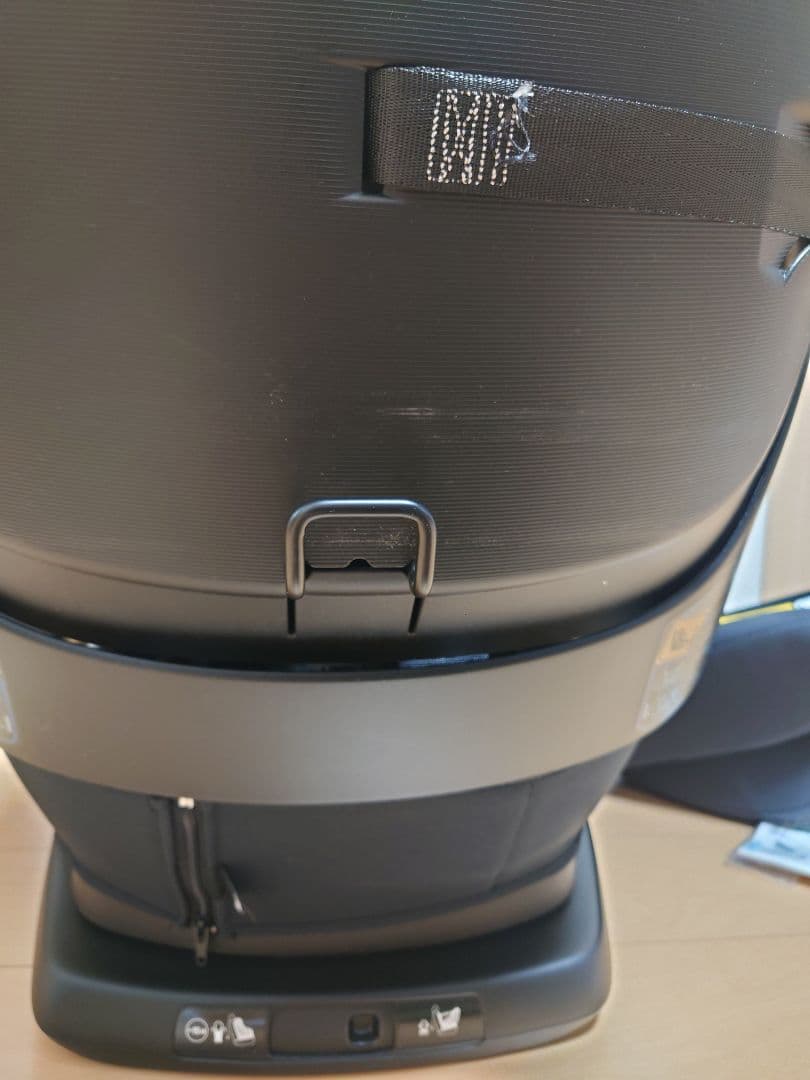 マキシコシ アクシスフィックスプラス　チャイルドシート(R129対応)