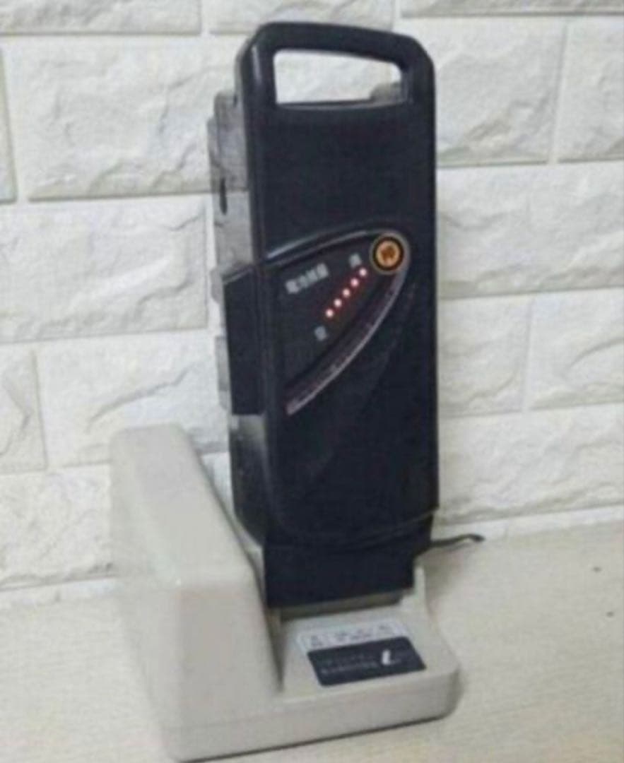 美品✨室内保管✨パナソニック ギュットアニーズ　子供乗せ電動自転車 ホワイト