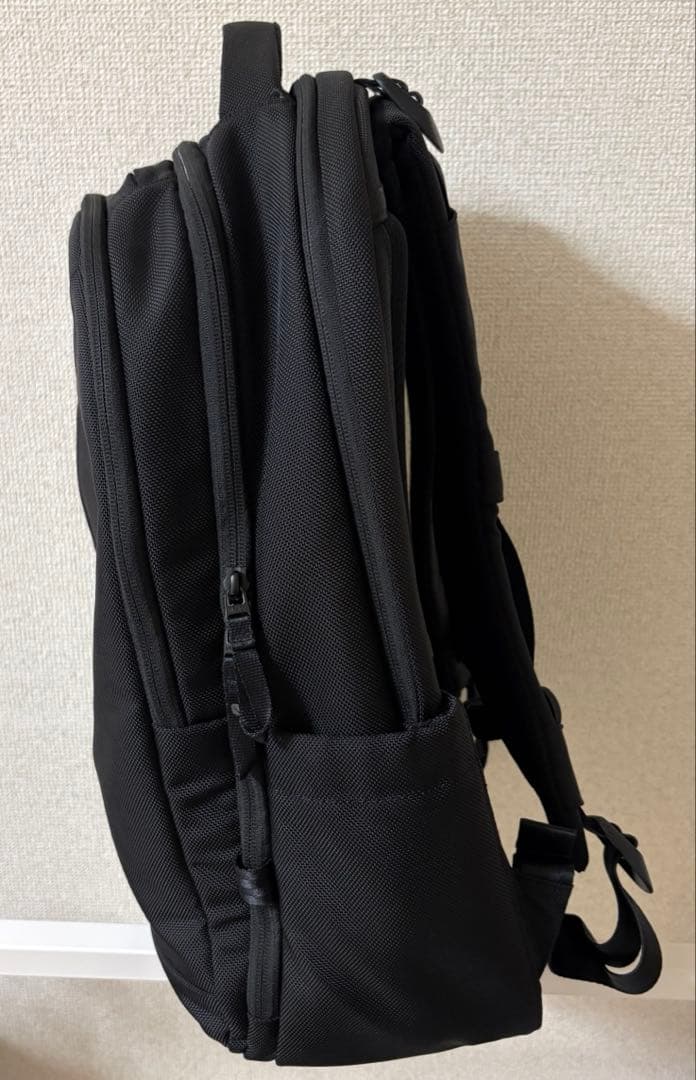 Incase Tracks Backpack 25L (インケース)