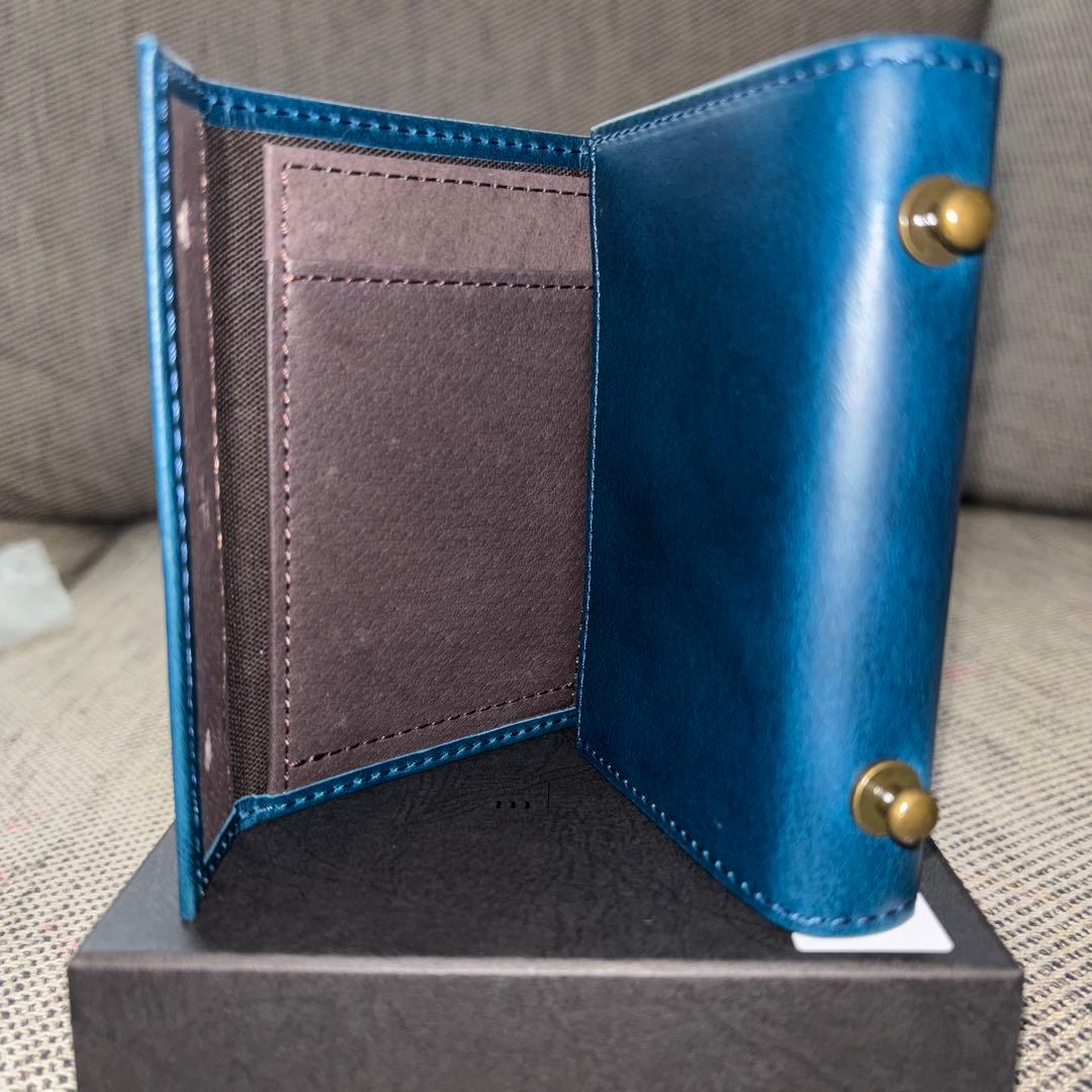 【人気定番色】エムピウ ミッレフォッリエP25 ブルーチョコ ブッテーロ