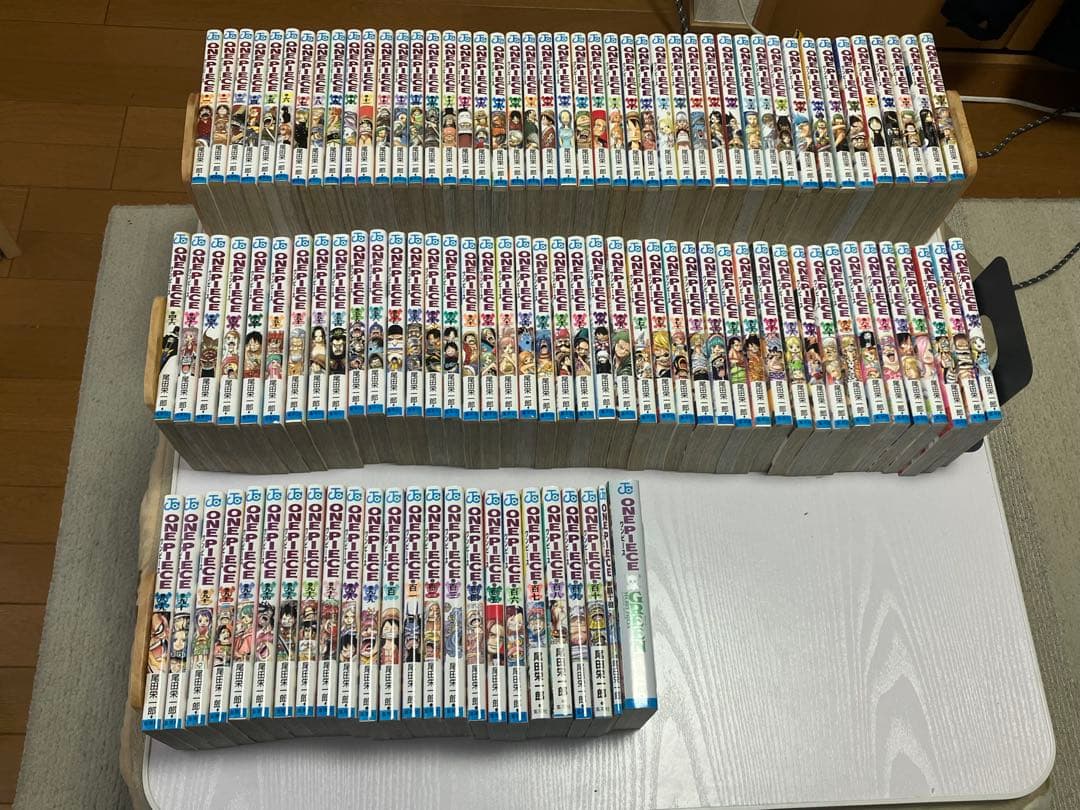ワンピース1巻〜110巻セット＋40億巻(film red限定巻)、GREEN