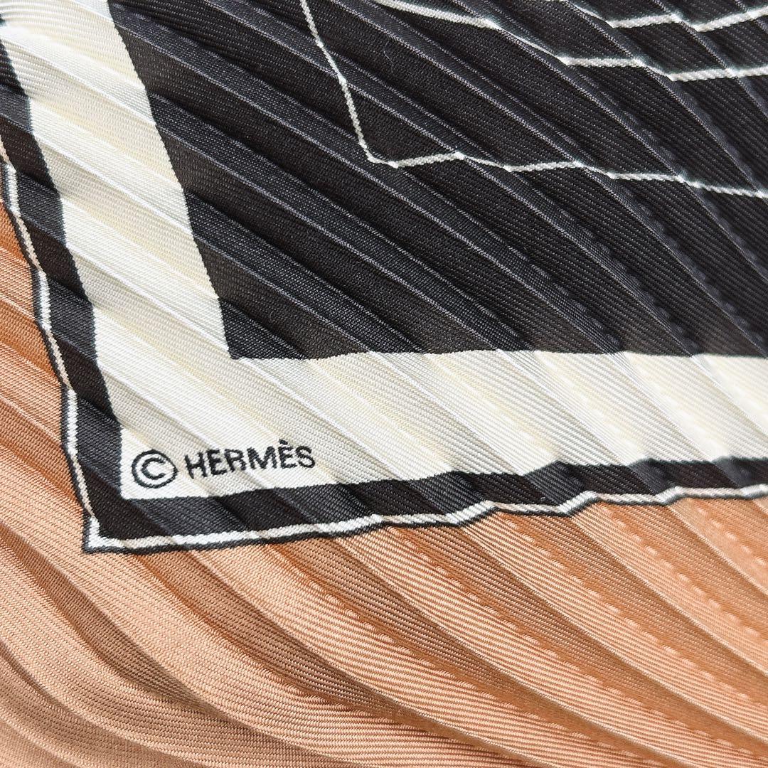 エルメス★極美品・箱付き★エクスリブリス★プリーツカレ★カレ90