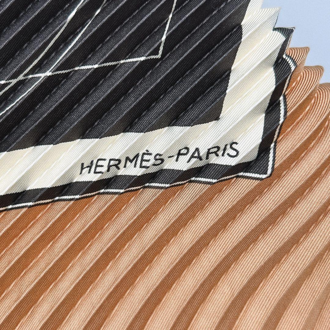 エルメス★極美品・箱付き★エクスリブリス★プリーツカレ★カレ90