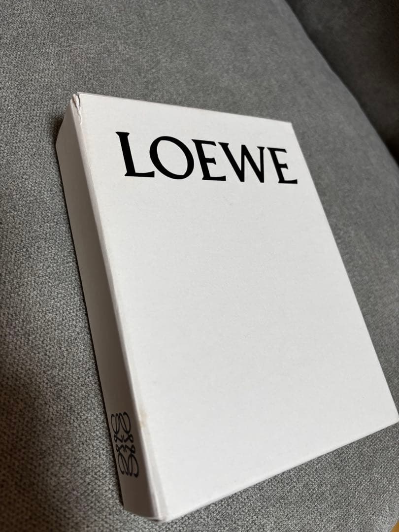 LOEWE 二つ折り財布 ブラウン