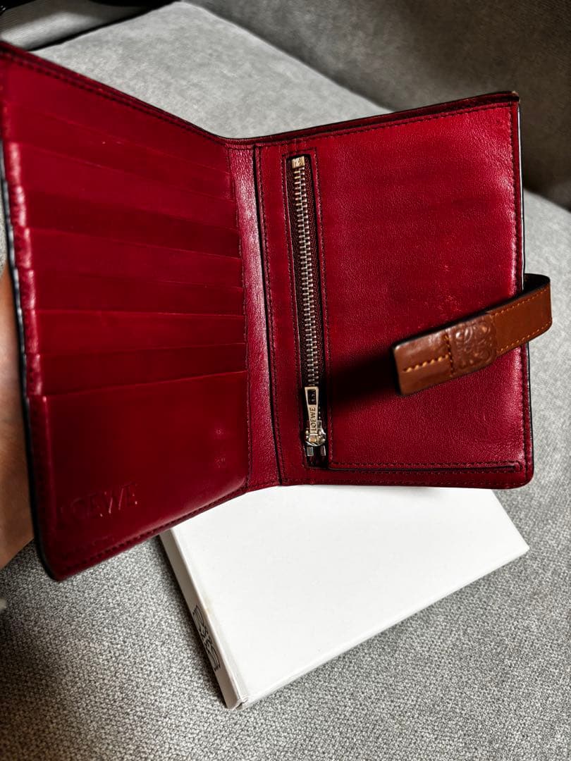 LOEWE 二つ折り財布 ブラウン