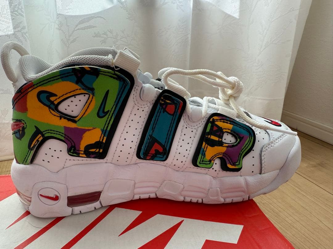 ★新品★モア アップ テンポ モアテン ピース ラブ スウッシュ　23.5cm