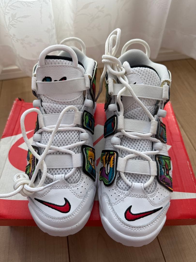 ★新品★モア アップ テンポ モアテン ピース ラブ スウッシュ　23.5cm