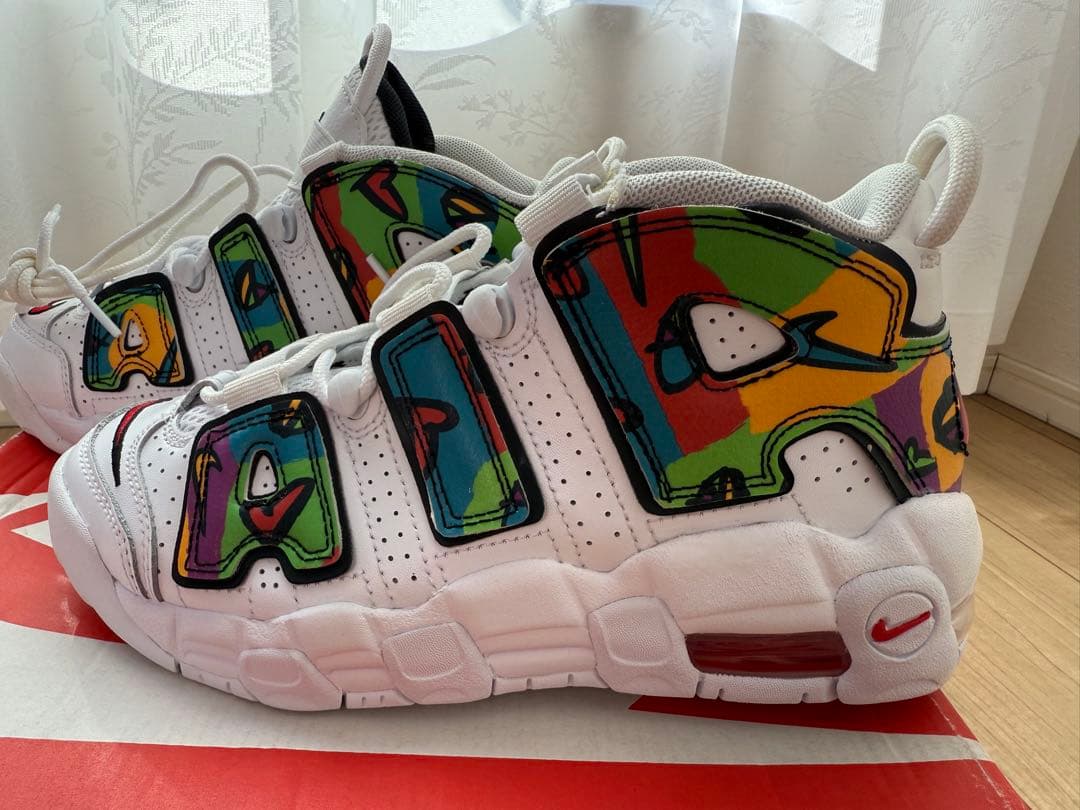 ★新品★モア アップ テンポ モアテン ピース ラブ スウッシュ　23.5cm