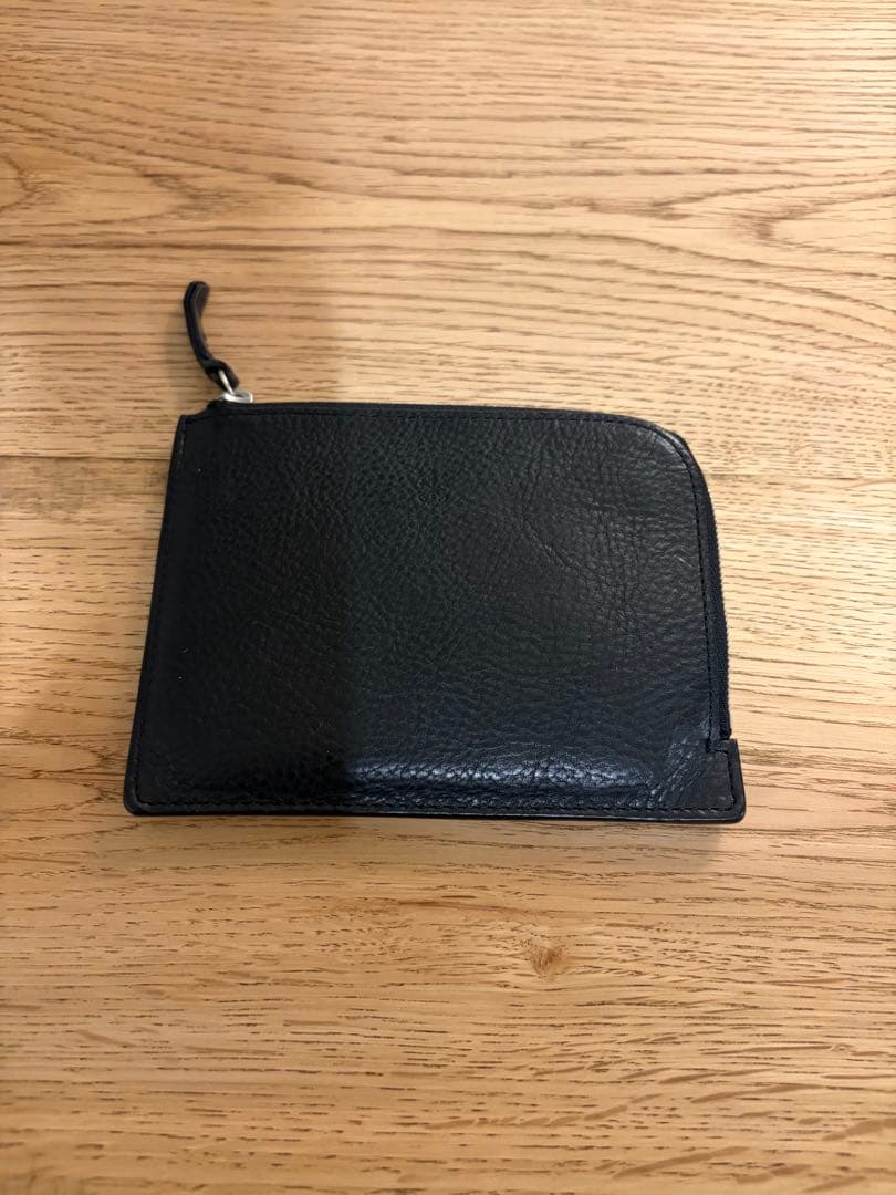 【美品】アーツアンドサイエンス　Zip case S ブラック　レザー　財布