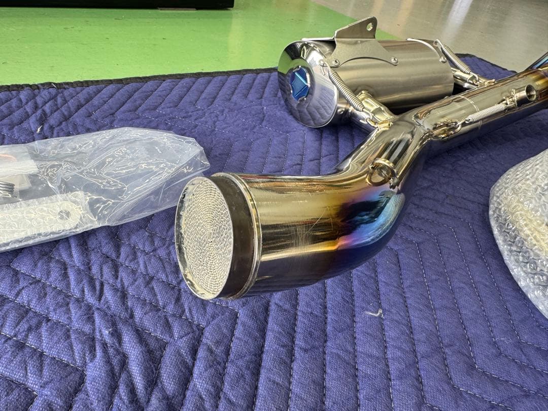 Z900RS BEET フルエキ ブルーチタン エキパイ仮組のみ